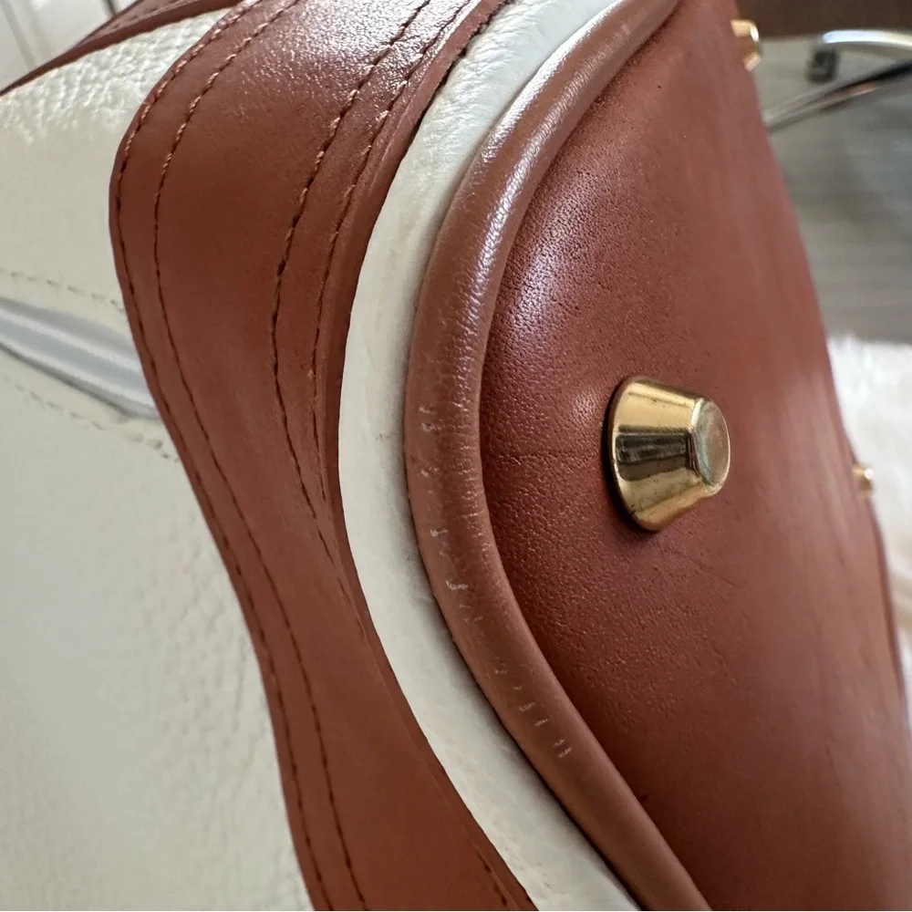 NWOT Italian White Brown Embosed Leather Convertible Backpack / Handbag w/Zipper